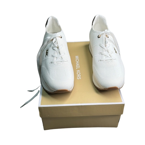 MICHAEL Michael Kors Monique Knit Sneaker White/Gold-tone Accents NWOT Size 9.5 - Picture 7 of 15